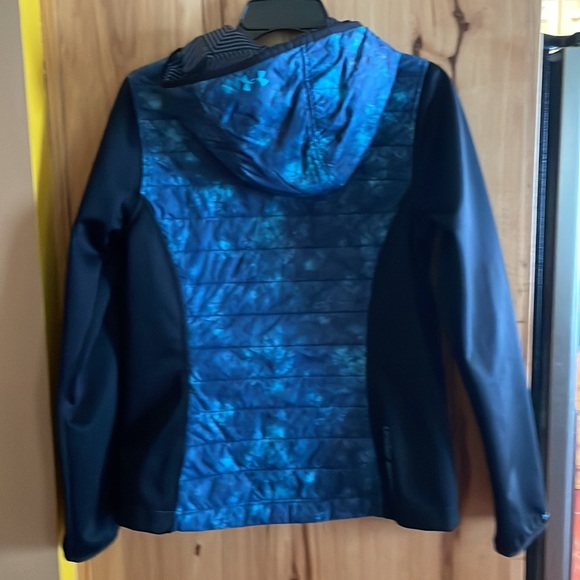 Under Armour Women's Hooded Running
Jacket sz sm - Picture 2 of 9